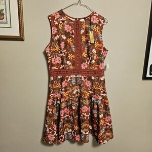 Alexia Admor Justine Lace Trim Flounce Hem Dress Floral Rust Color Large NWT